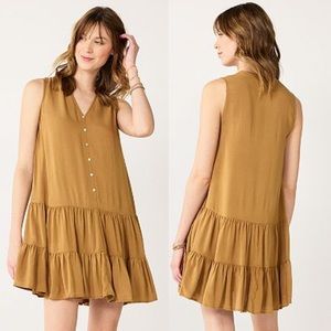 Nine West Ruffled Tiered Sleeveless Dress size S Drop-Waist with Button Accent